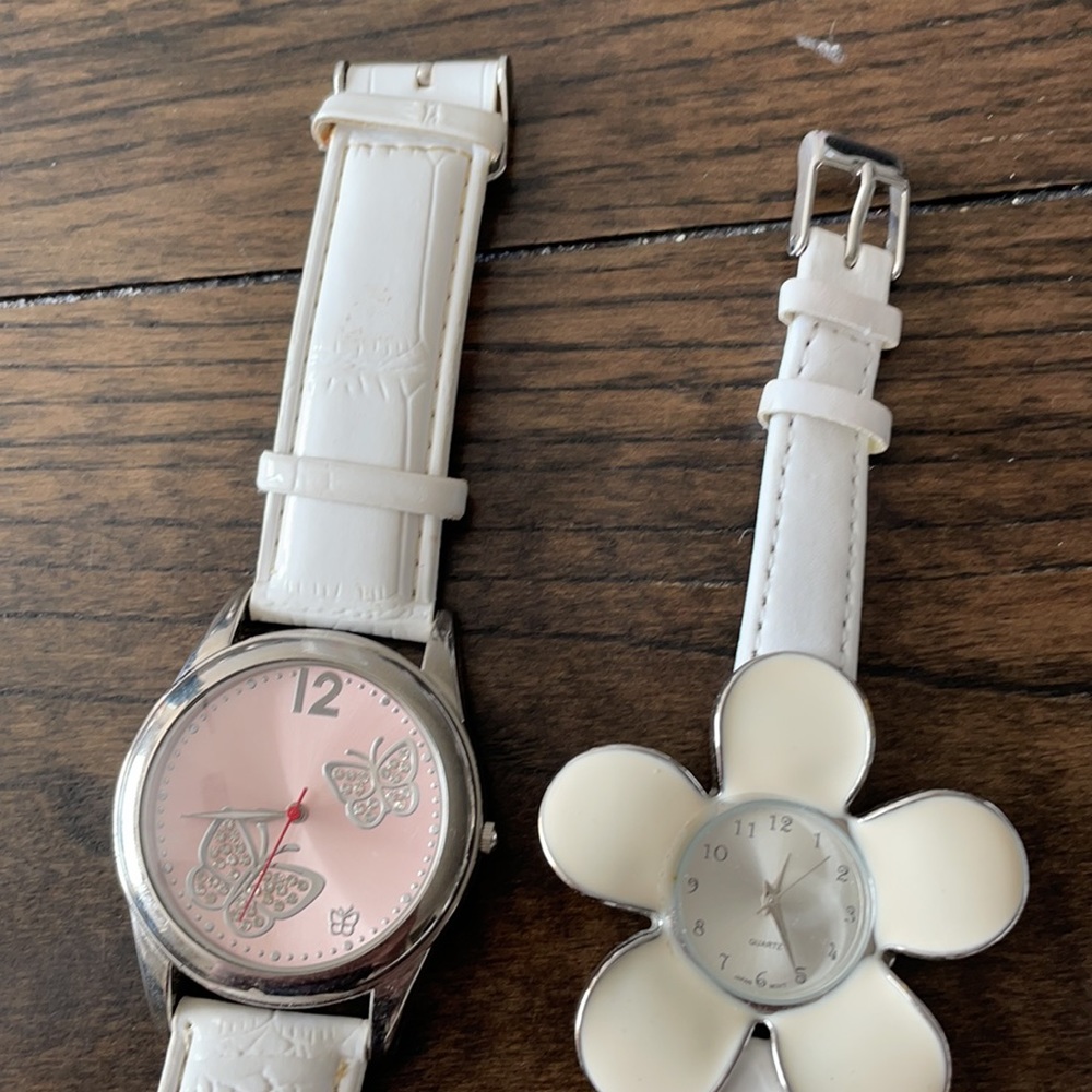 CRAZY SALE Vintage White wrist Watch Bundle - Picture 3 of 8